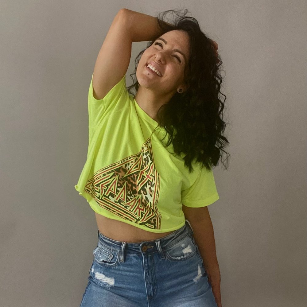 Cropped Def Leppard Graphic Tee